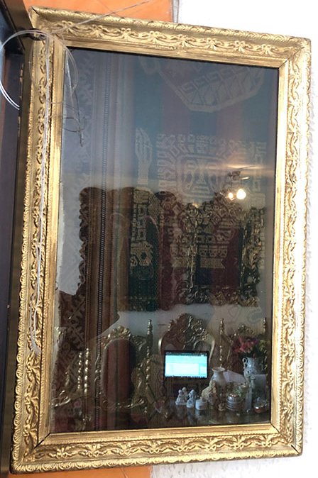 083-e1576439882451.jpg CUADRO CON INCA DORADO - MARCO DORADO Y CON VIDRIO - Image 1