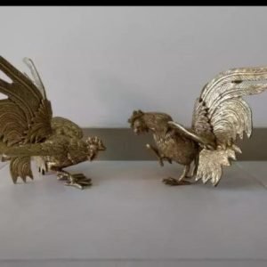 ESCULTURA GALLOS DE PELEA BRONCE