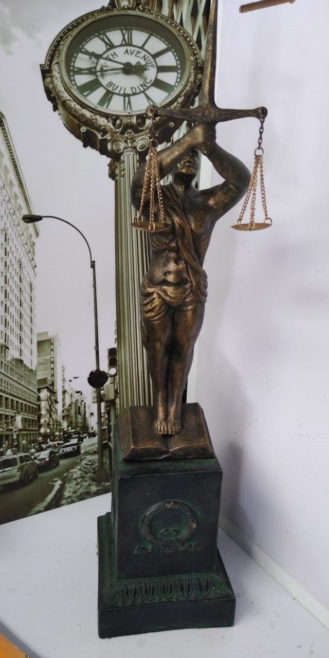 1087.jpg ESCULTURA BALANZA JUSTICIA - Image 1