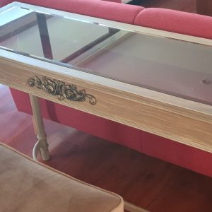 MESA CONSOLA MADERA APLIQUES BRONCE