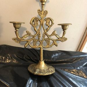 CANDELABRO PEQUE?O DORADO 3 VELAS