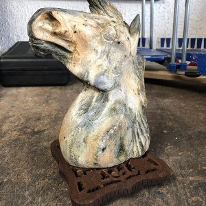 CABALLO BASE EN MADERA