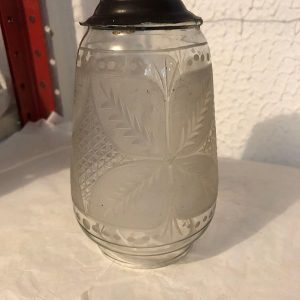 JARRON DE VIDRIO CON FLORES PINTADAS (TAPA DE LAMPARA)