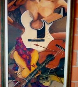 PINTURA ABSTRACTA DE MUJER, FORMA DE GUITARRA
