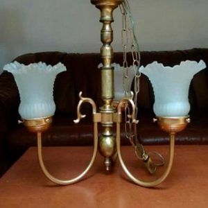 LAMPARA ANTIGUA DE TECHO EN BRONCE, TRES LUCES