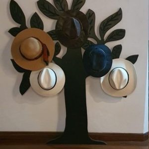 ARBOL DE PARED PORTA SOMBREROS EN MADERA
