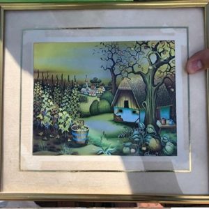 LITOGRAFIA PAISAJE CASA Y ARBOL VISOS VERDES, ENMARCADA MARCO DORADO EN ALUMINIO