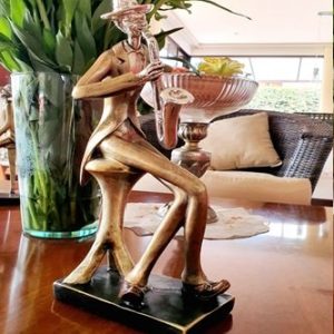 MUSICO DE COLECCION MOTIVO SAXOFON, CERAMICA DECORATIVA